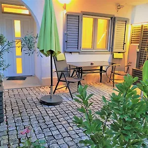 https://apartments-sarc-rovinj.in-istria.net