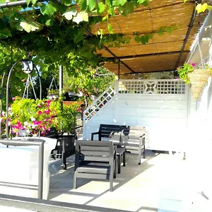 Apartment Sun House, Brzac